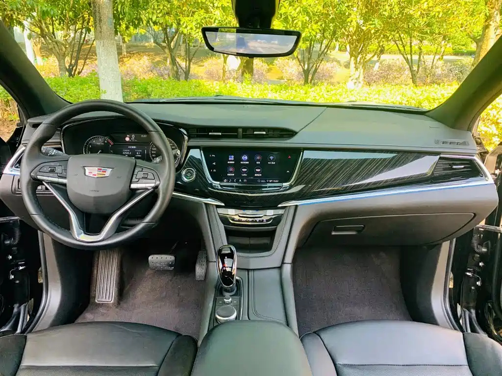 CADILLAC XT6 2020