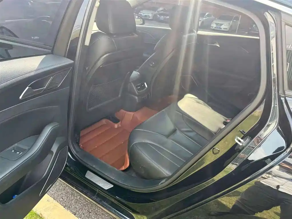 HONGQI H5 2020