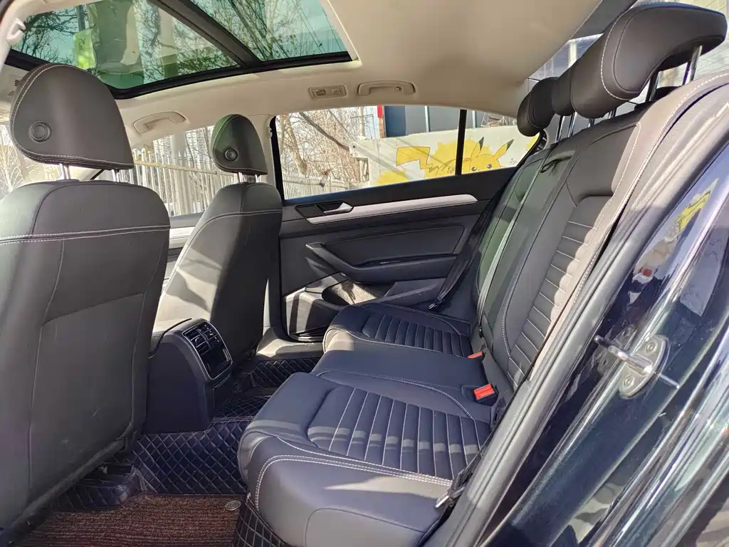 VOLKSWAGEN MAGOTAN 2020
