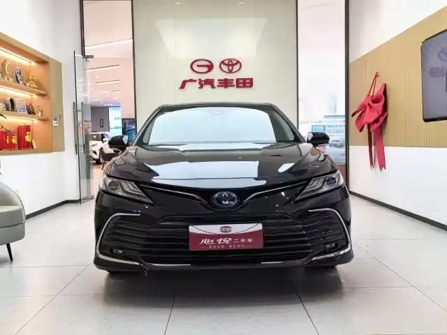 TOYOTA CAMRY 2021