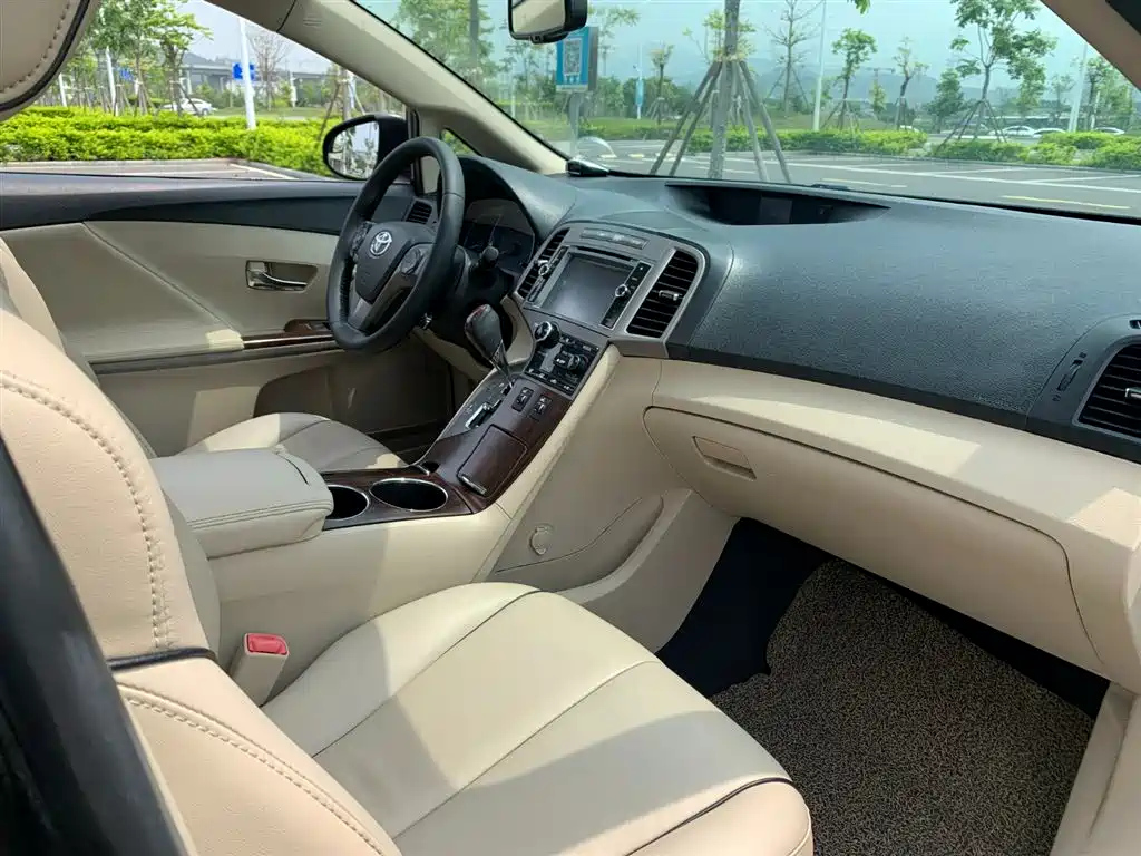 TOYOTA VENZA IMPORT 2014