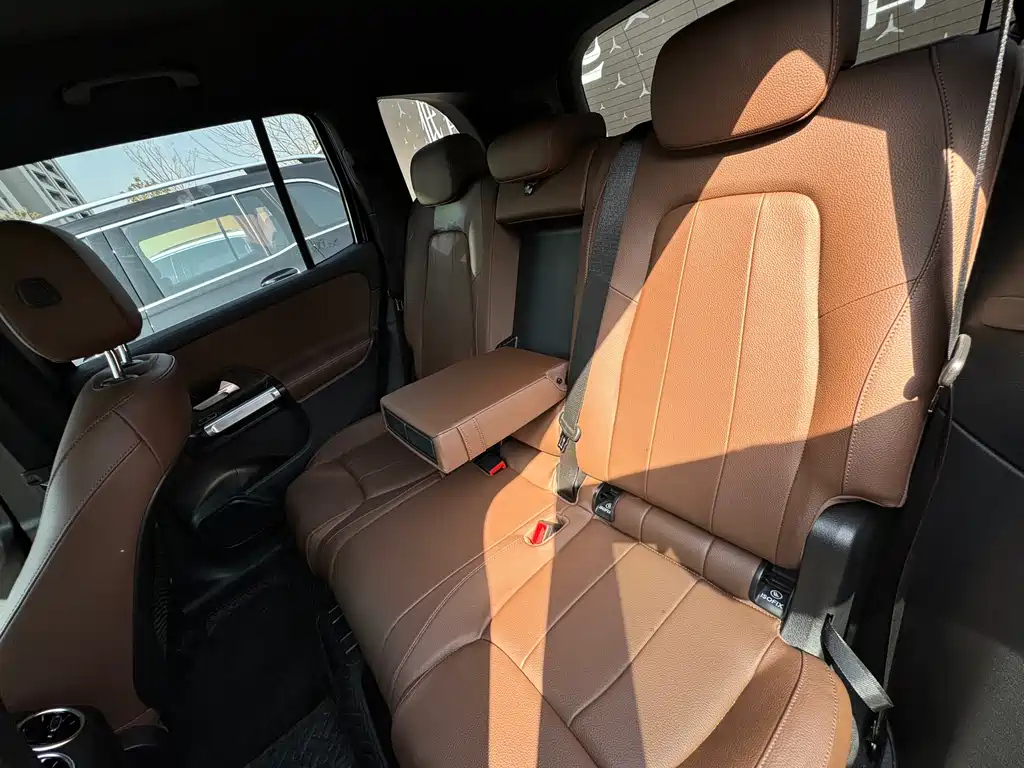 MERCEDES BENZ GLB 2022
