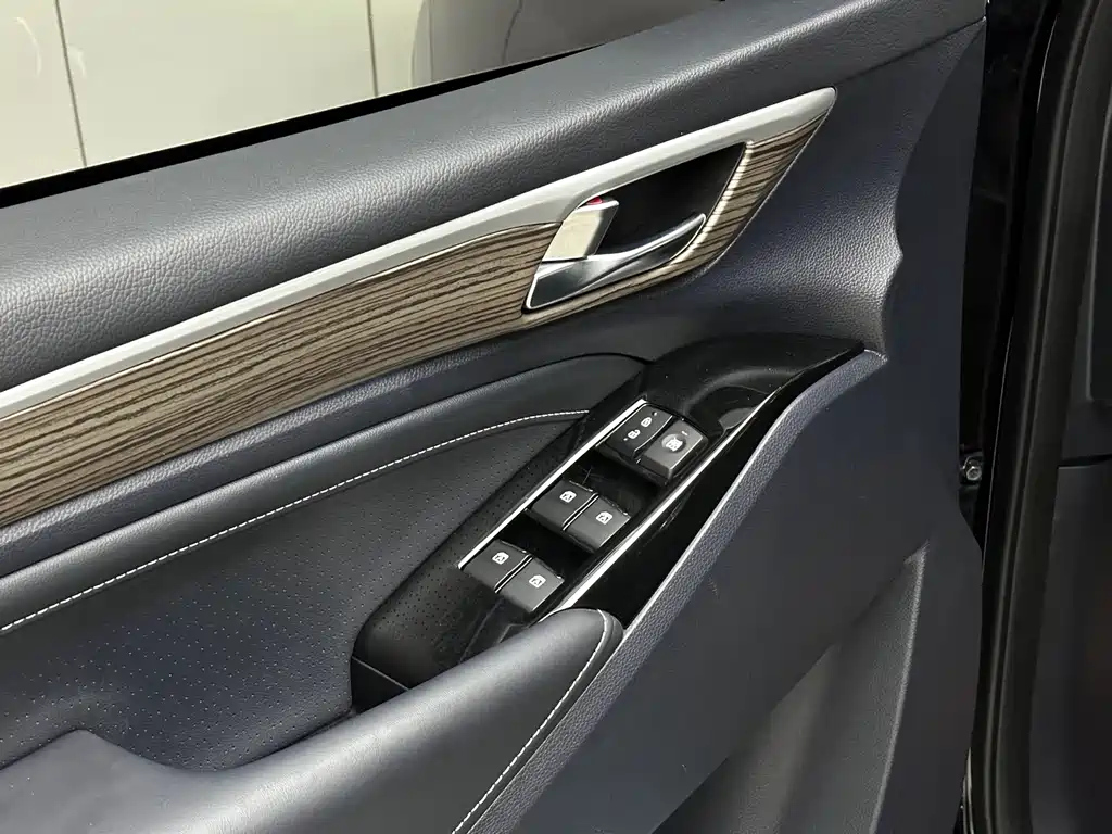 TRUMPCHI M8 2023