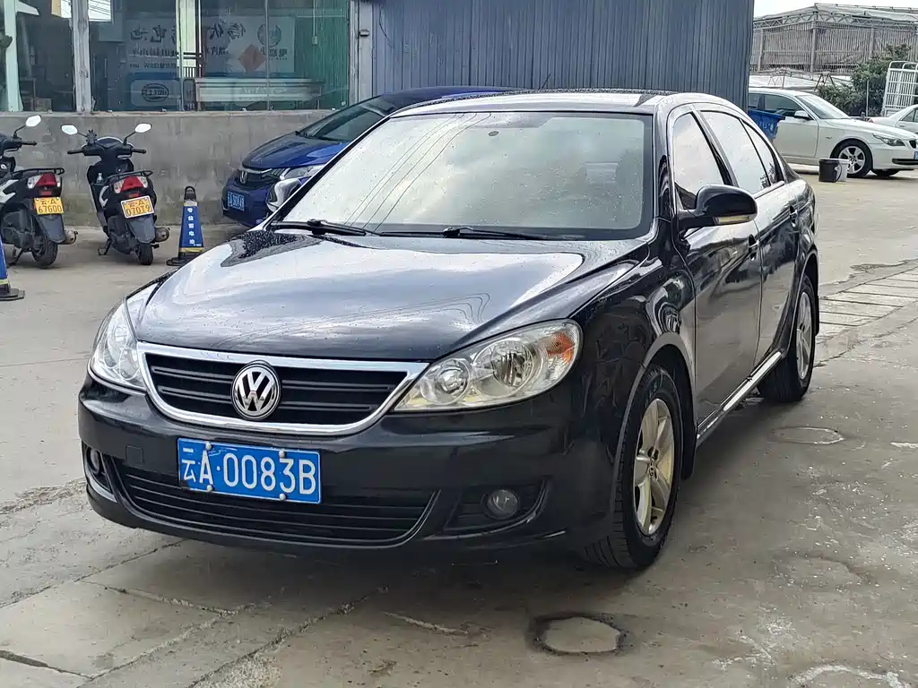VOLKSWAGEN LAVIDA 2011