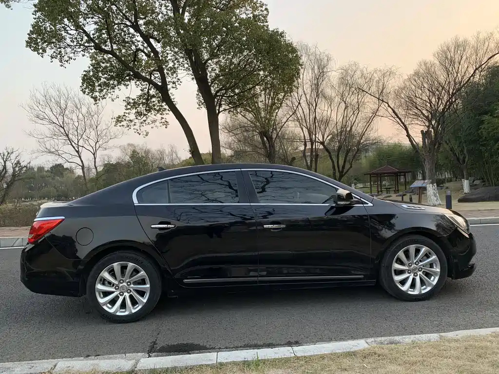 BUICK LACROSSE 2014