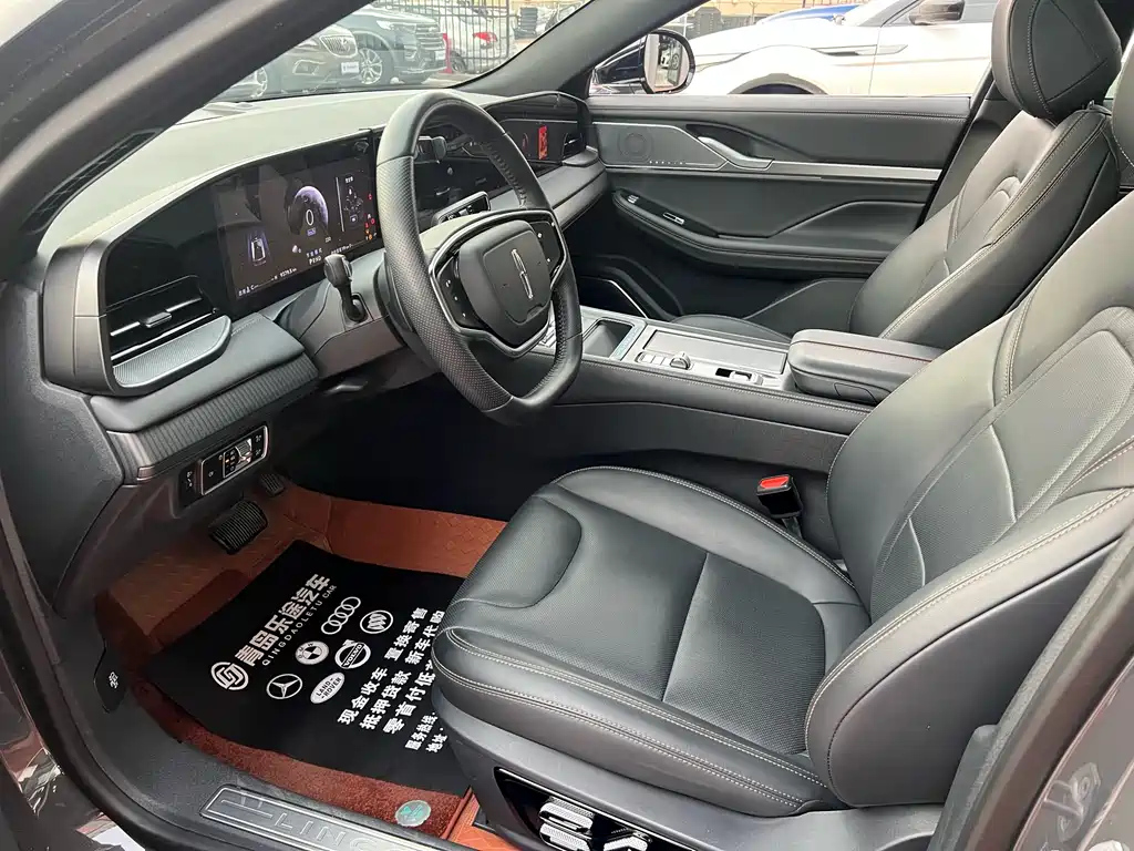 LINCOLN Z 2023