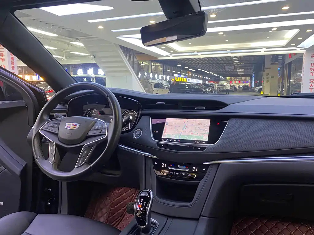 CADILLAC XT5 2022