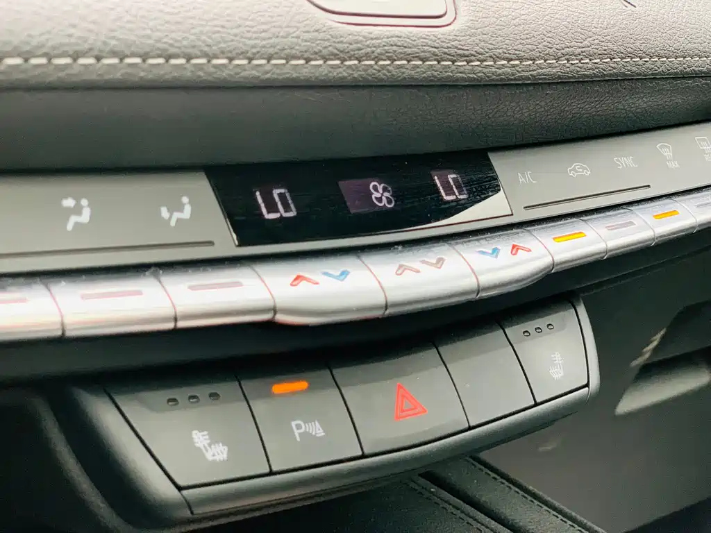 CADILLAC XT4 2020
