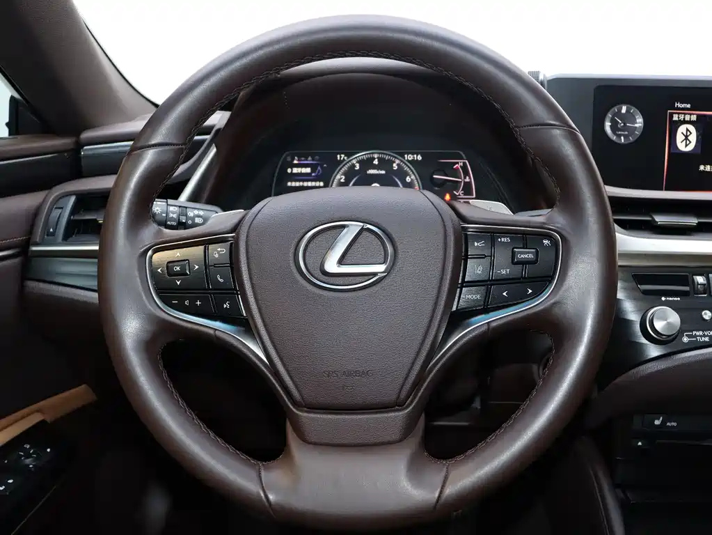LEXUS ES 2021