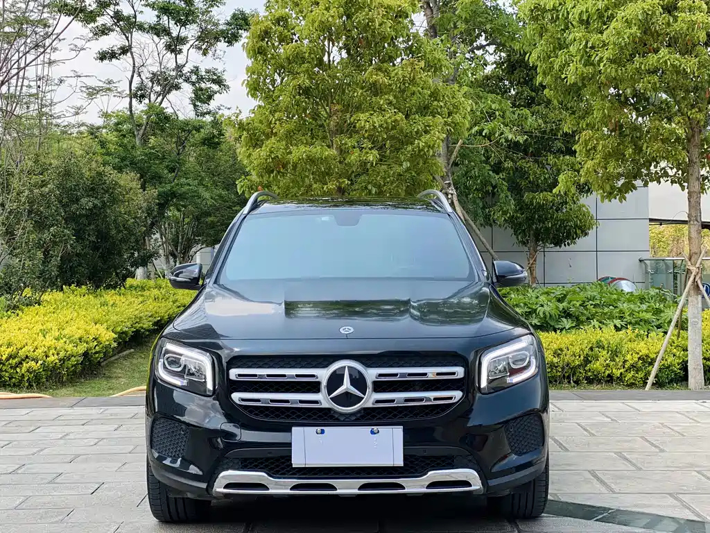 MERCEDES BENZ GLB 2022