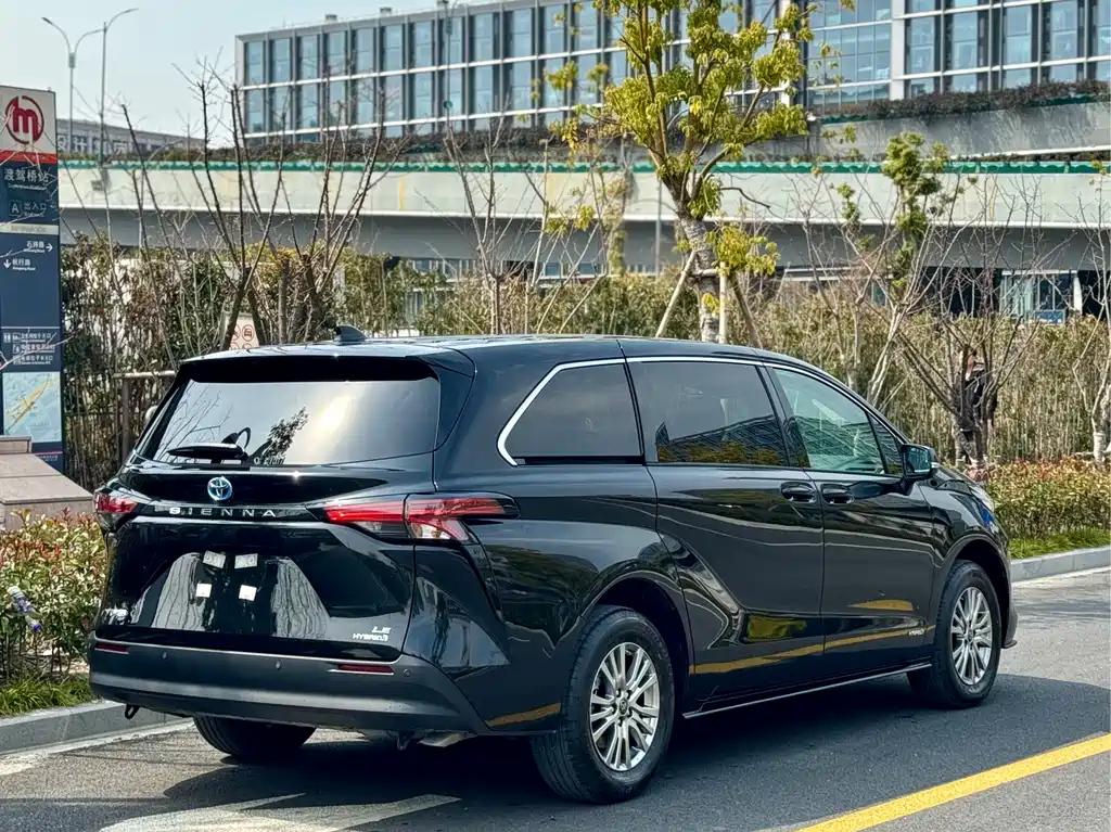 TOYOTA SIENNA SIENNA 2024