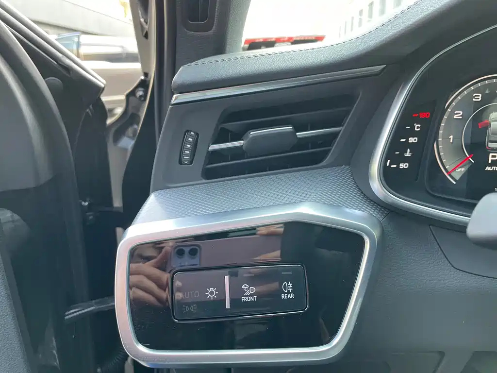 AUDI A6L 2024
