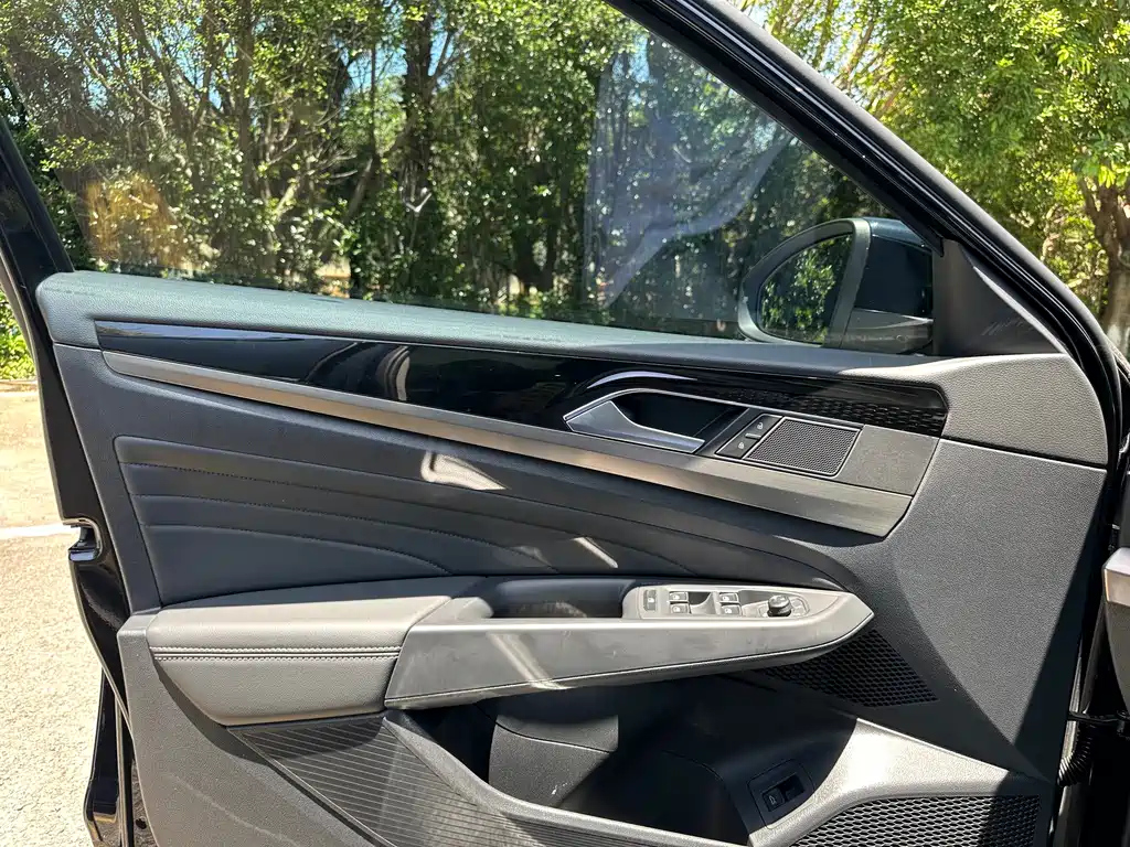 VOLKSWAGEN PASSAT 2020