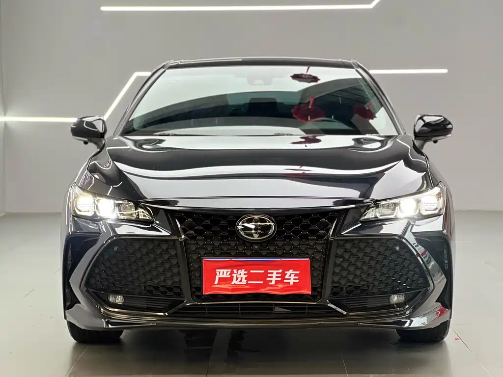 TOYOTA AVALON 2022