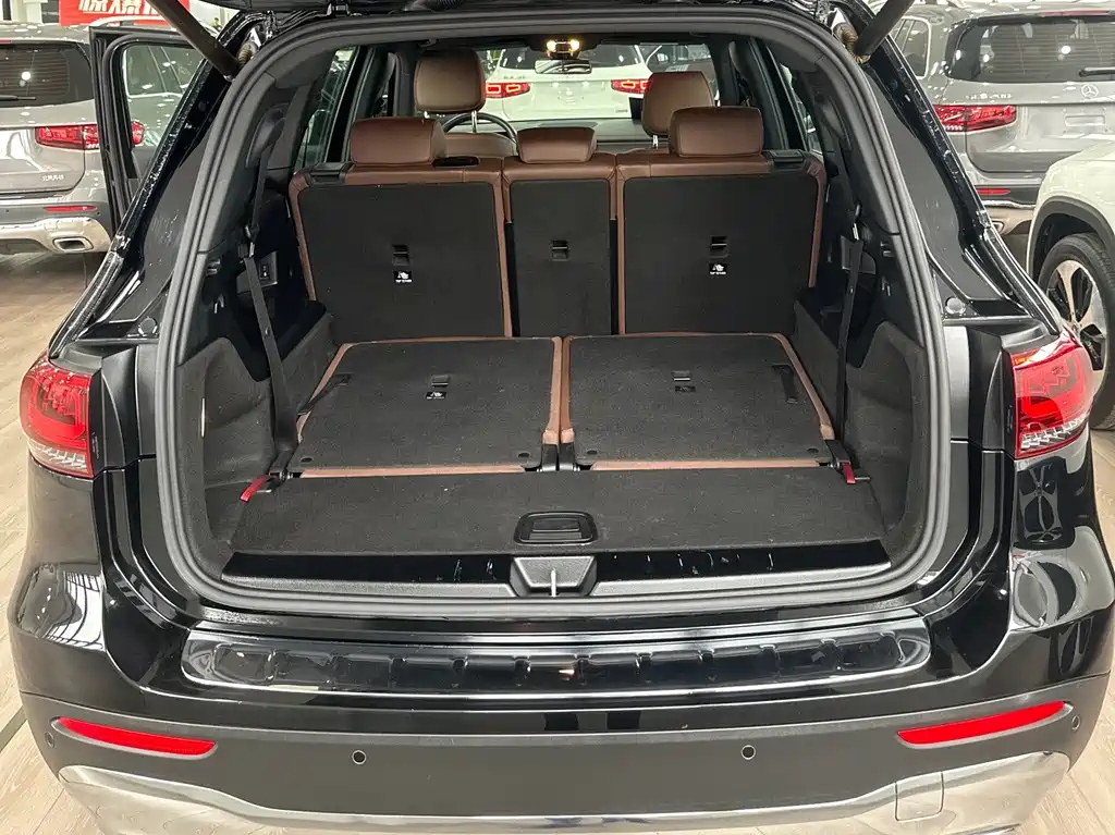 MERCEDES BENZ GLB 2020