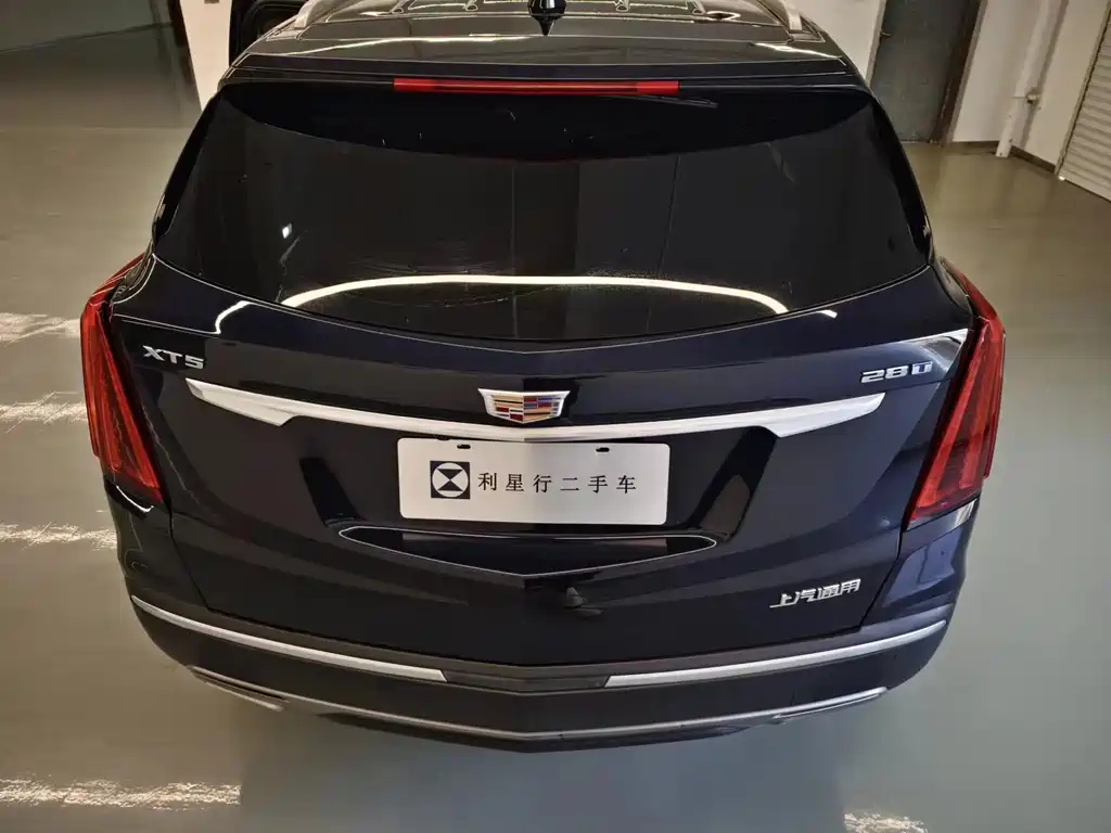 CADILLAC XT5 2022