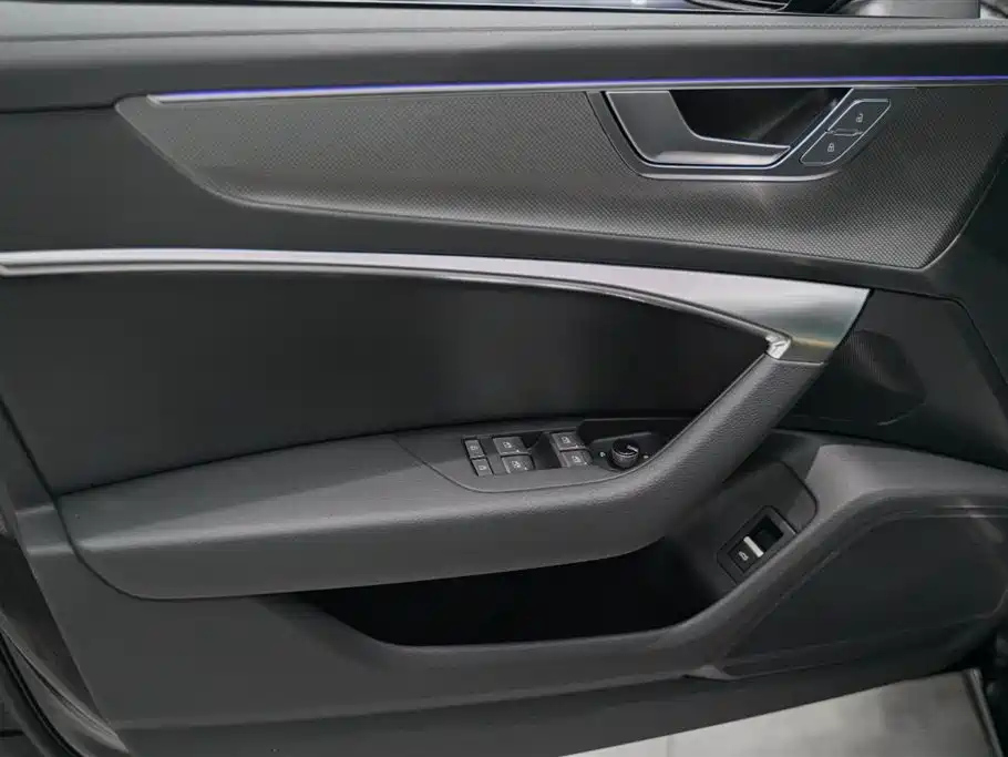 AUDI A6L 2023