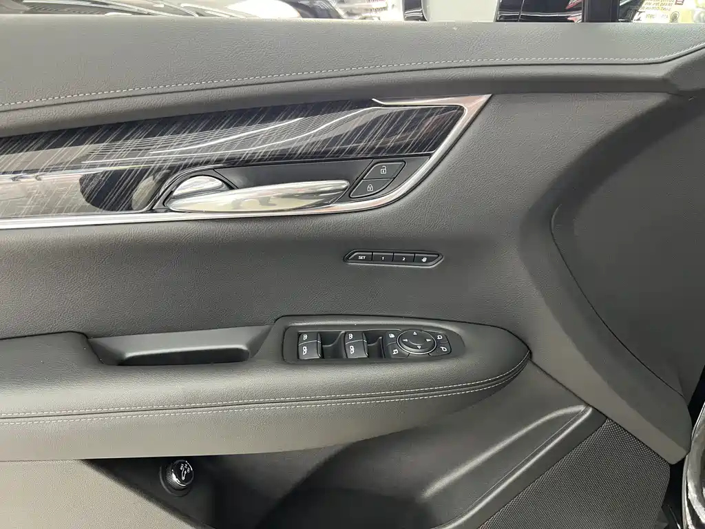 CADILLAC XT6 2023