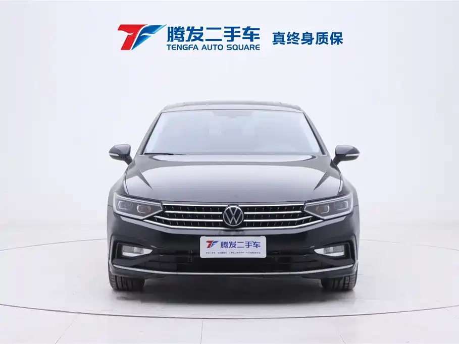 VOLKSWAGEN MAGOTAN 2023