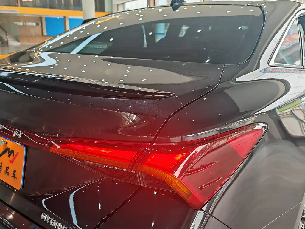 TOYOTA AVALON 2022