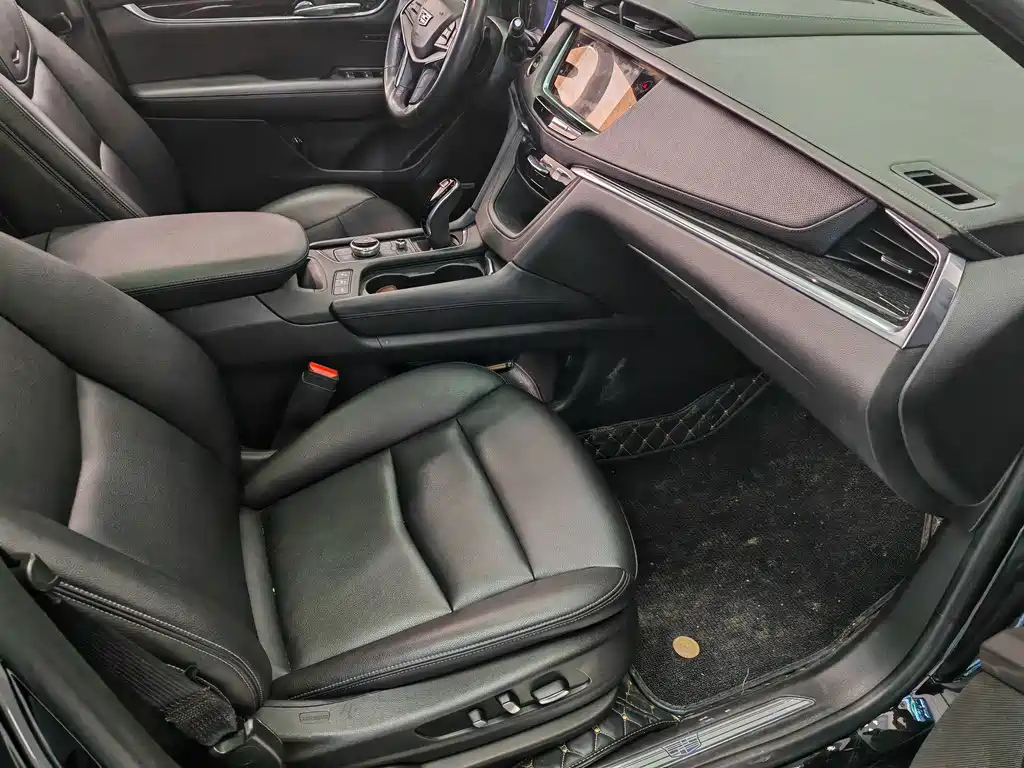 CADILLAC XT5 2020