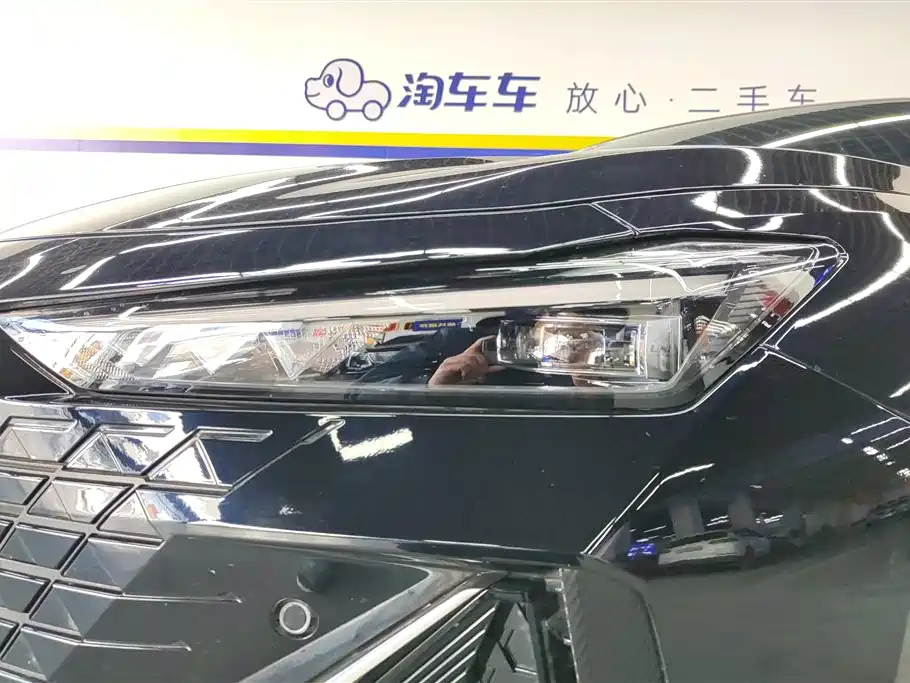 CHANGAN UNI-V SMART IDD 2023
