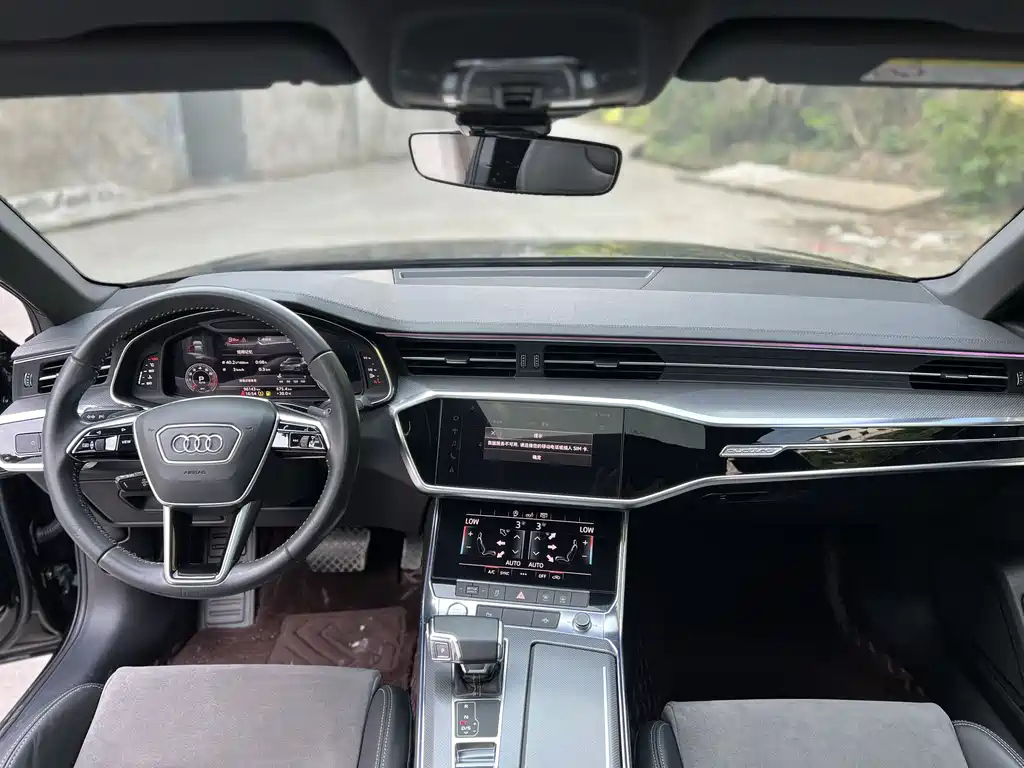 AUDI A6L 2020