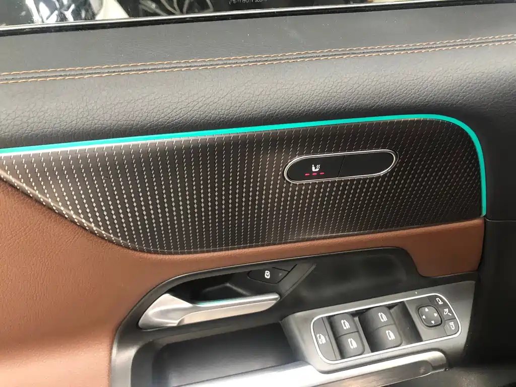 MERCEDES BENZ GLB 2022