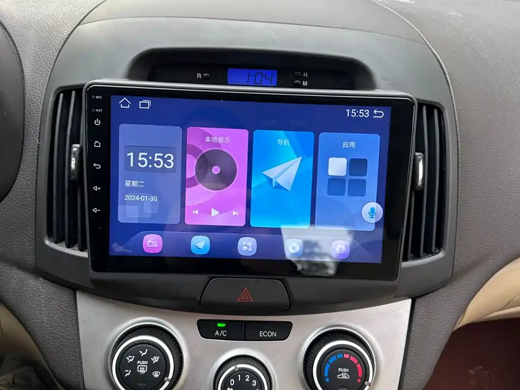HYUNDAI CELESTA 2010