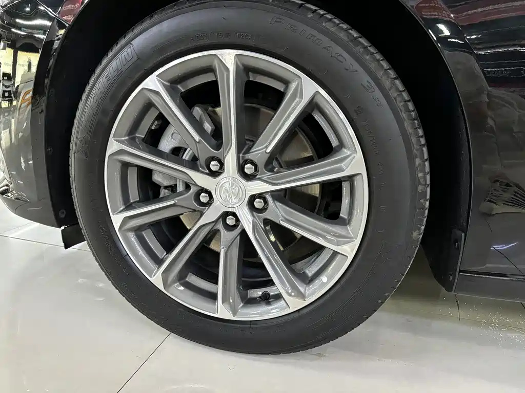 BUICK LACROSSE 2021