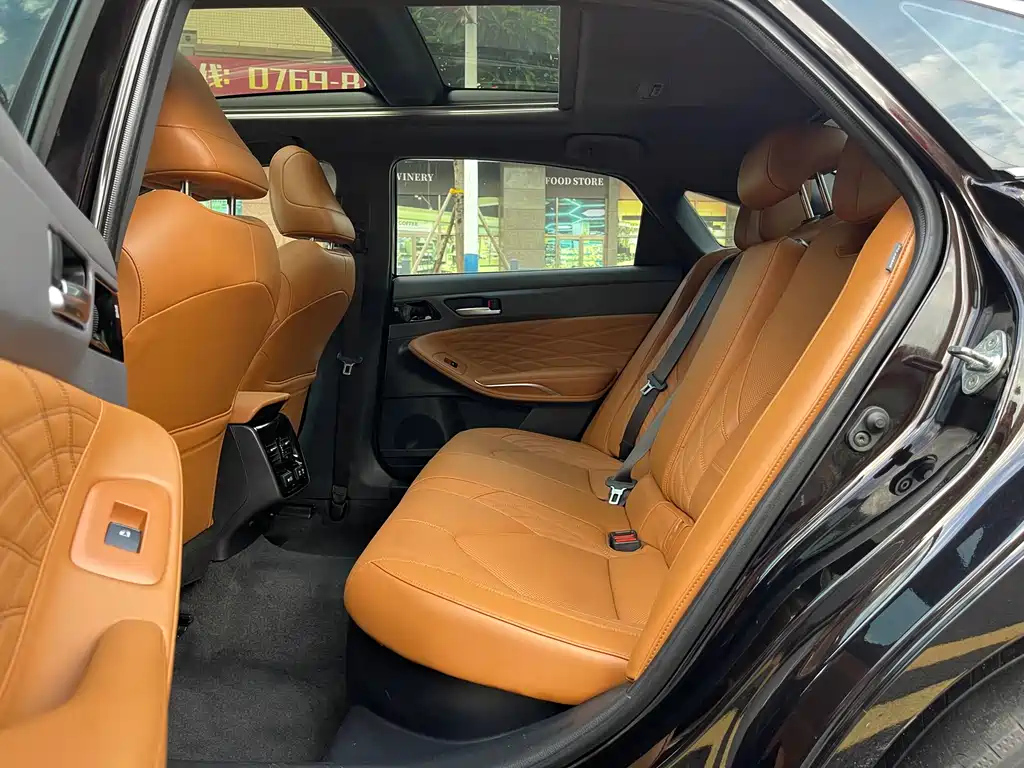 TOYOTA AVALON 2019