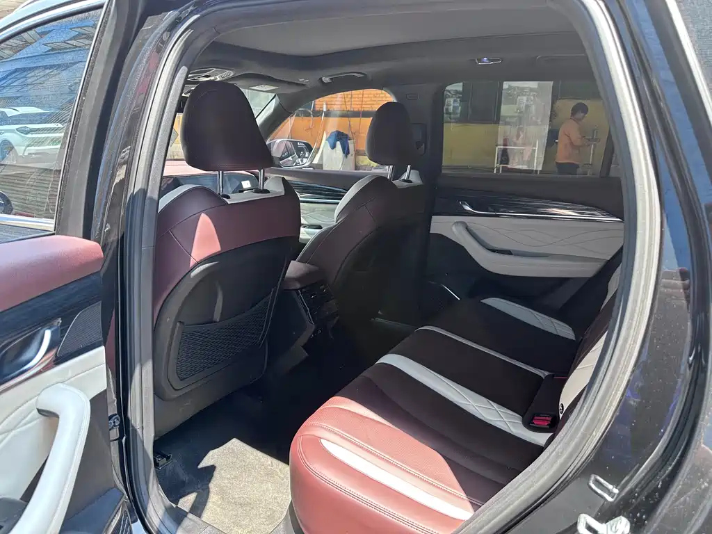 GEELY AUTO MONJARO 2022