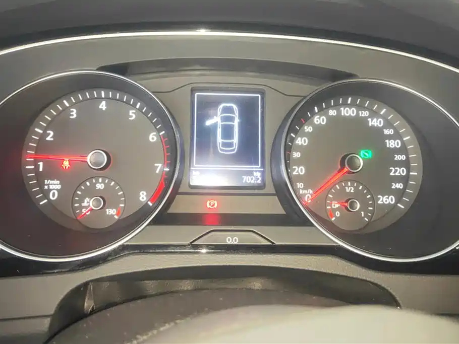 VOLKSWAGEN MAGOTAN 2020