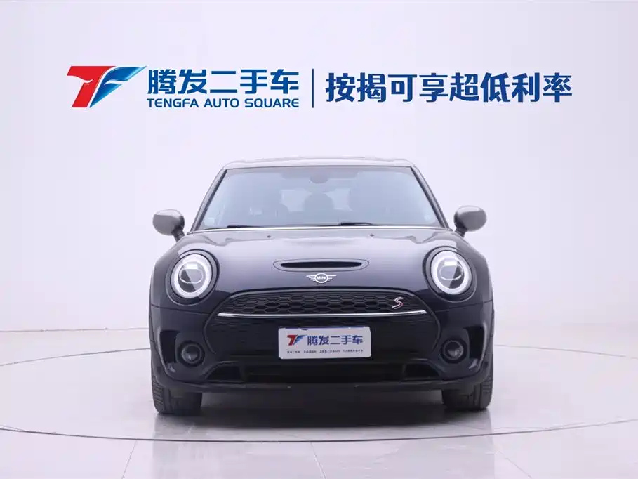 MINI CLUBMAN 2021