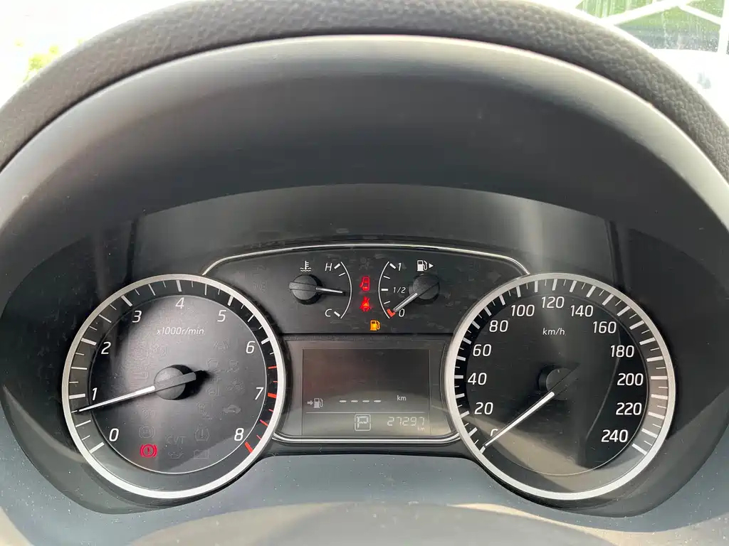 NISSAN SYLPHY 2021
