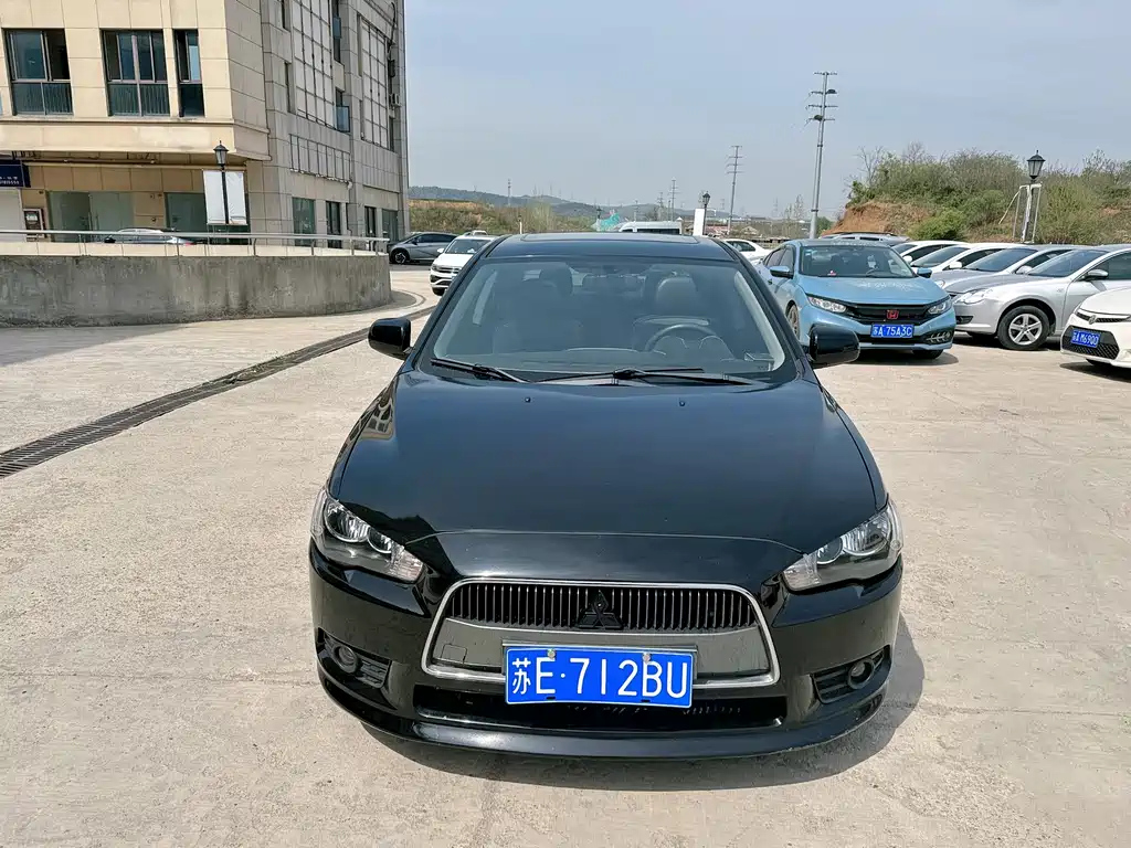 MITSUBISHI LANCER EX 2014