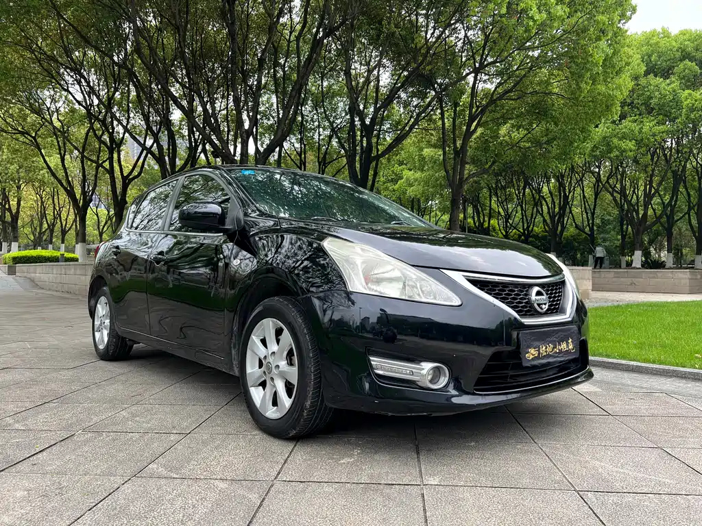NISSAN TIIDA TIIDA 2013