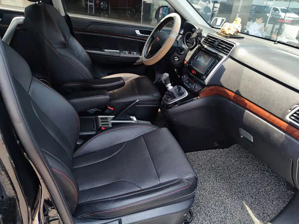 HAVAL H6 2015