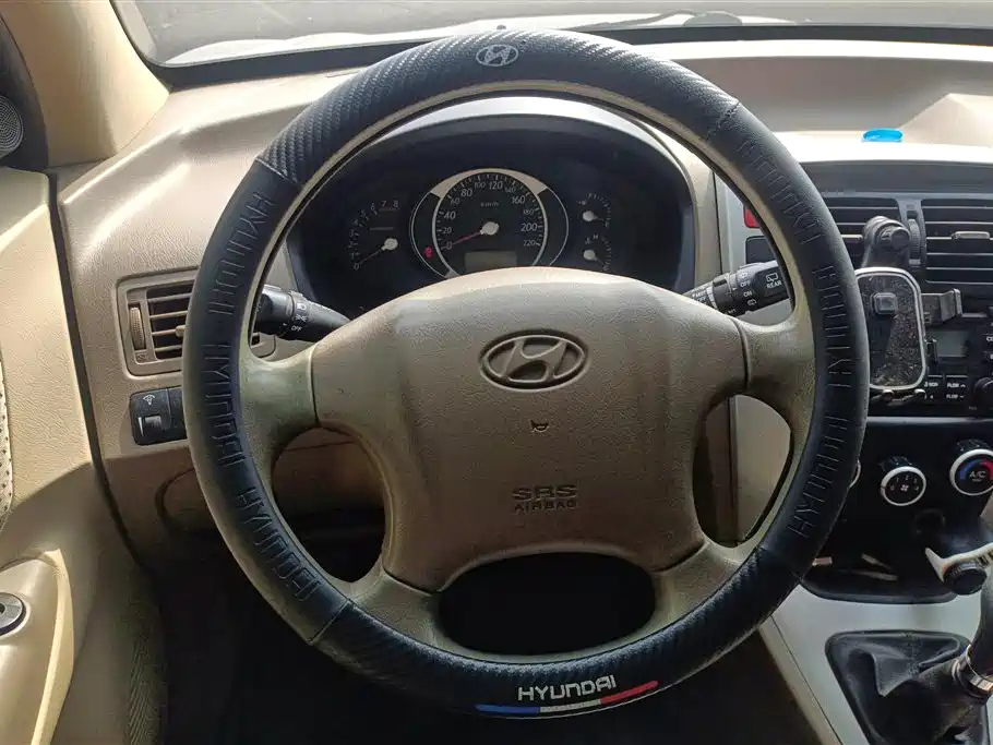 HYUNDAI TUCSON 2014