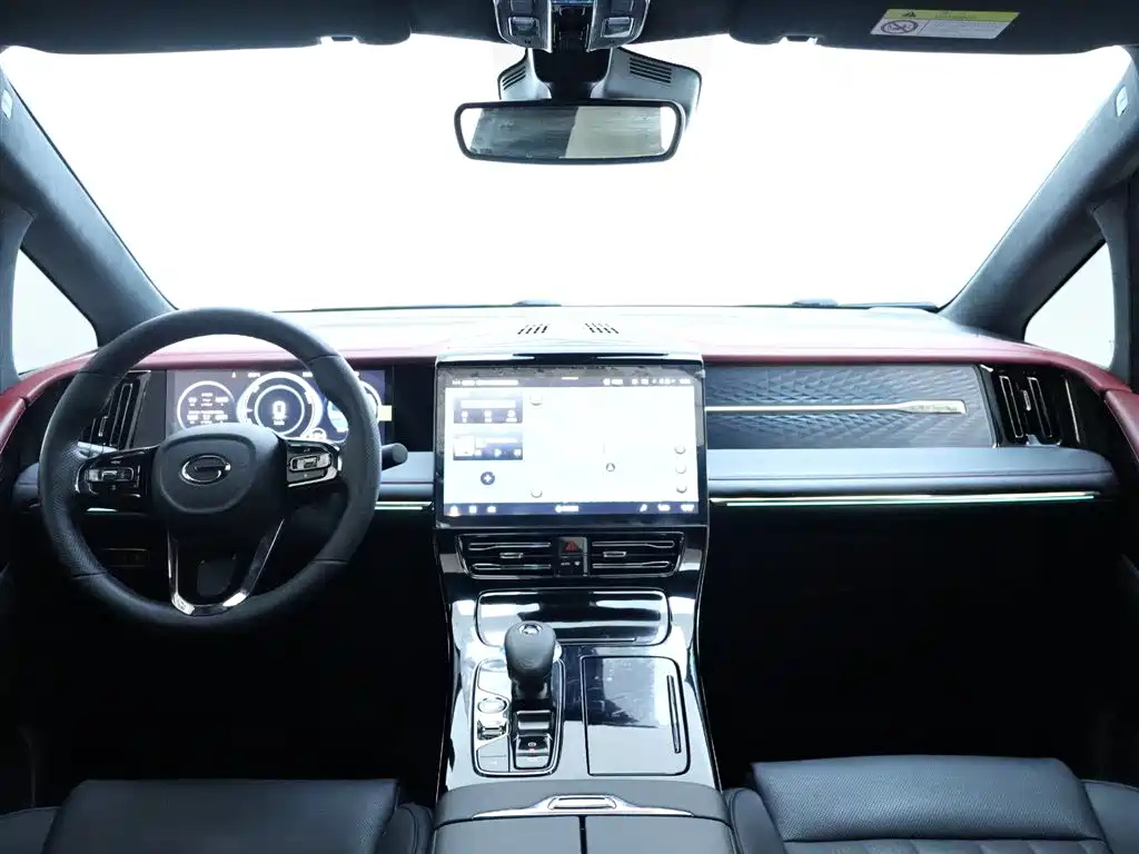 TRUMPCHI M8 2023