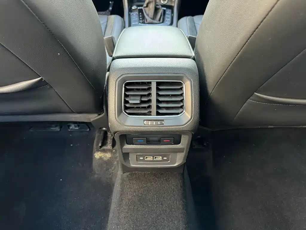 VOLKSWAGEN TIGUAN L 2018