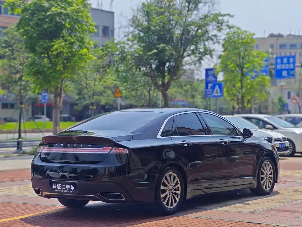 LINCOLN MKZ 2021