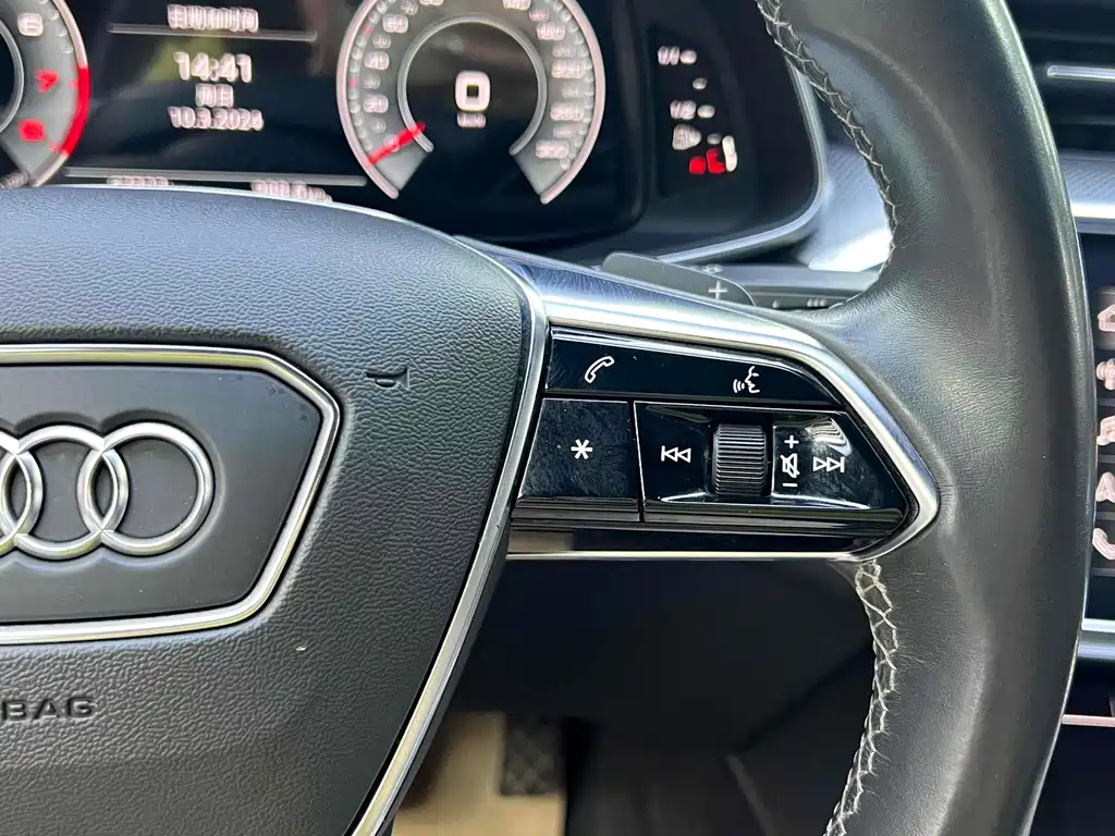 AUDI A6L 2021