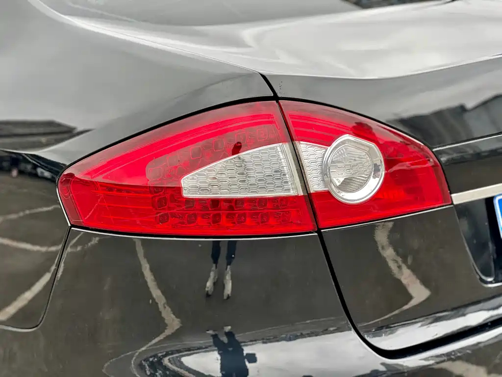 FORD MONDEO - WINNER 2010