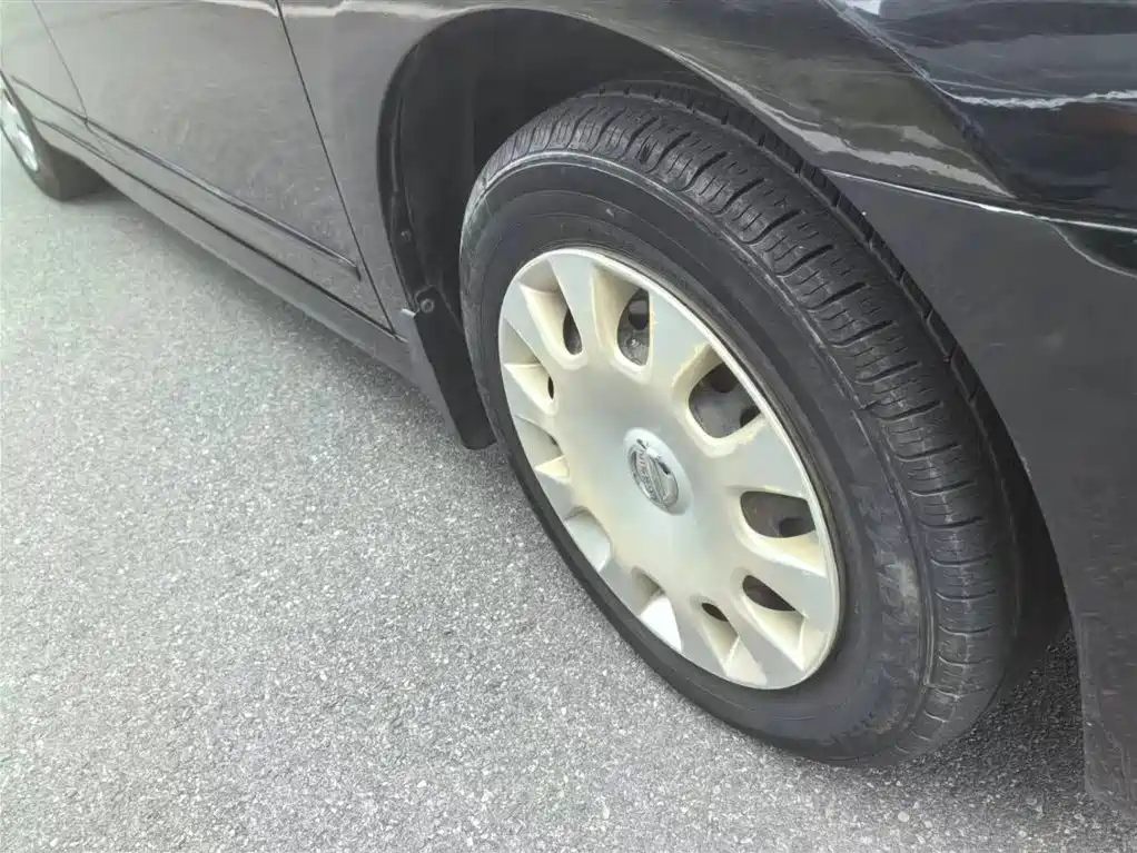 NISSAN SYLPHY 2016