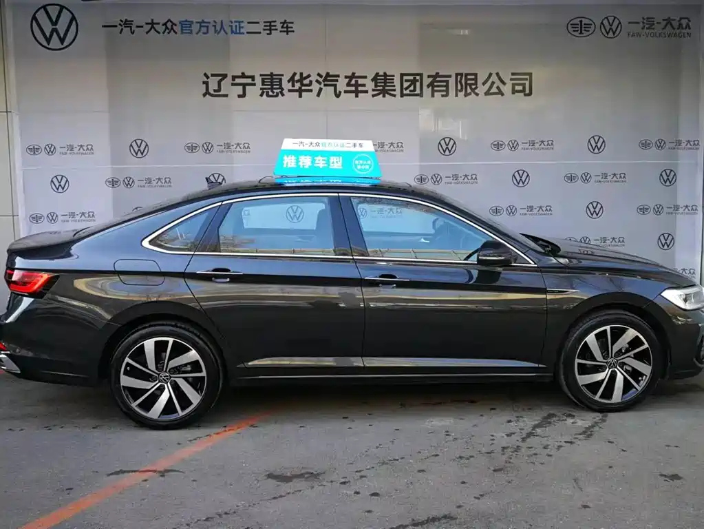 VOLKSWAGEN SAGITAR 2023