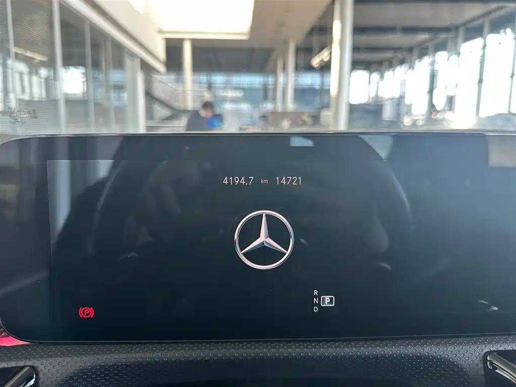 MERCEDES BENZ A-CLASS 2022