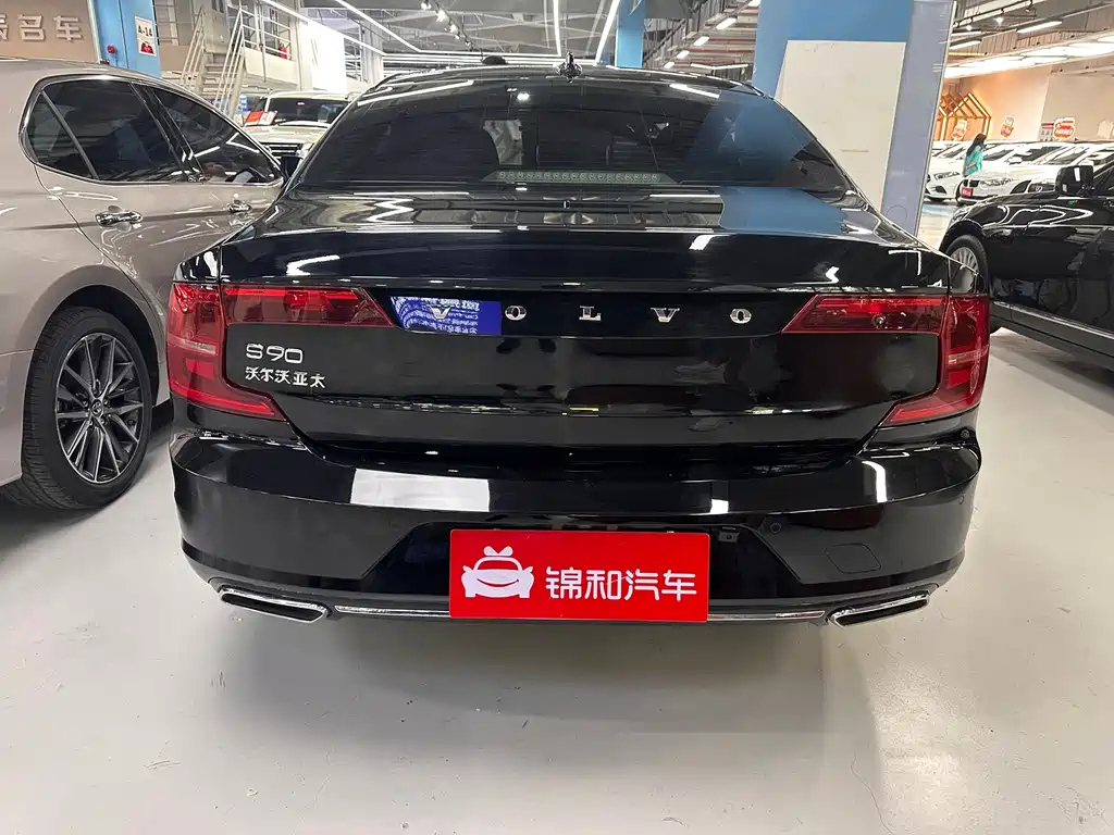 VOLVO S90 2020