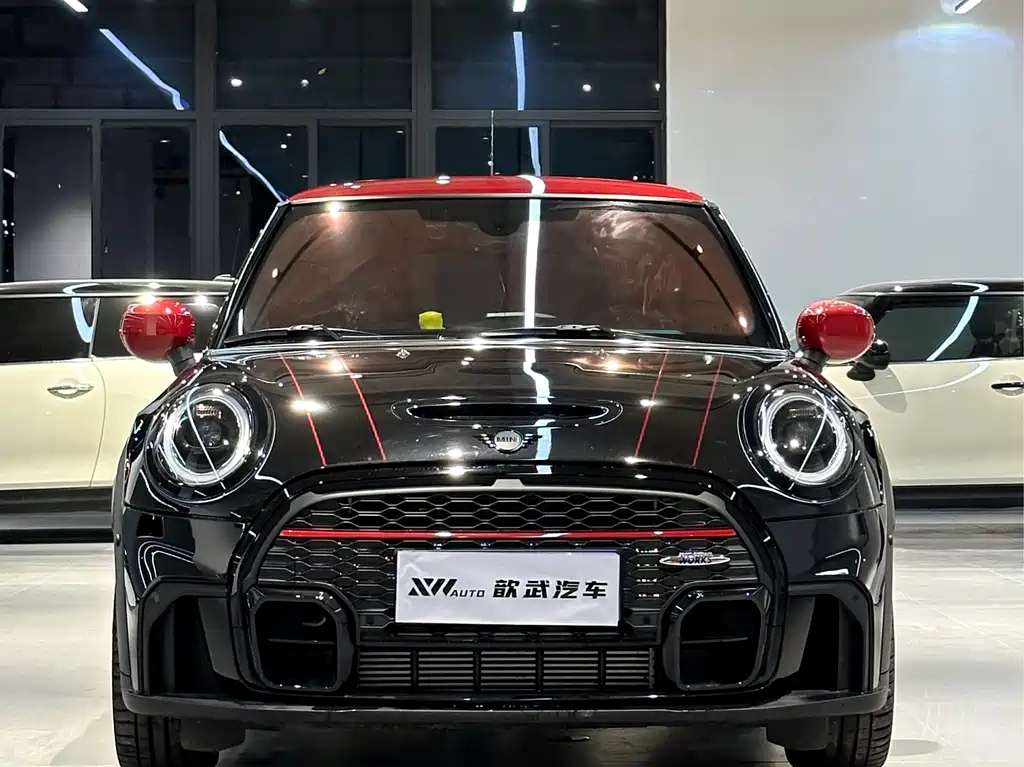 MINI JCW 2023