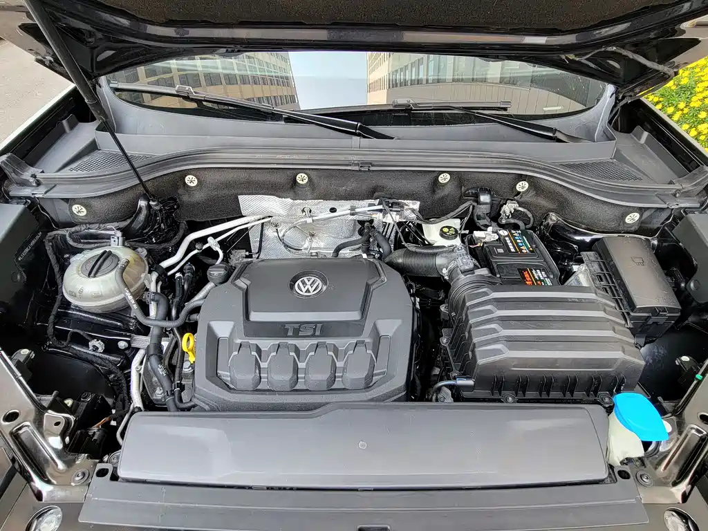 VOLKSWAGEN TOURAN 2020